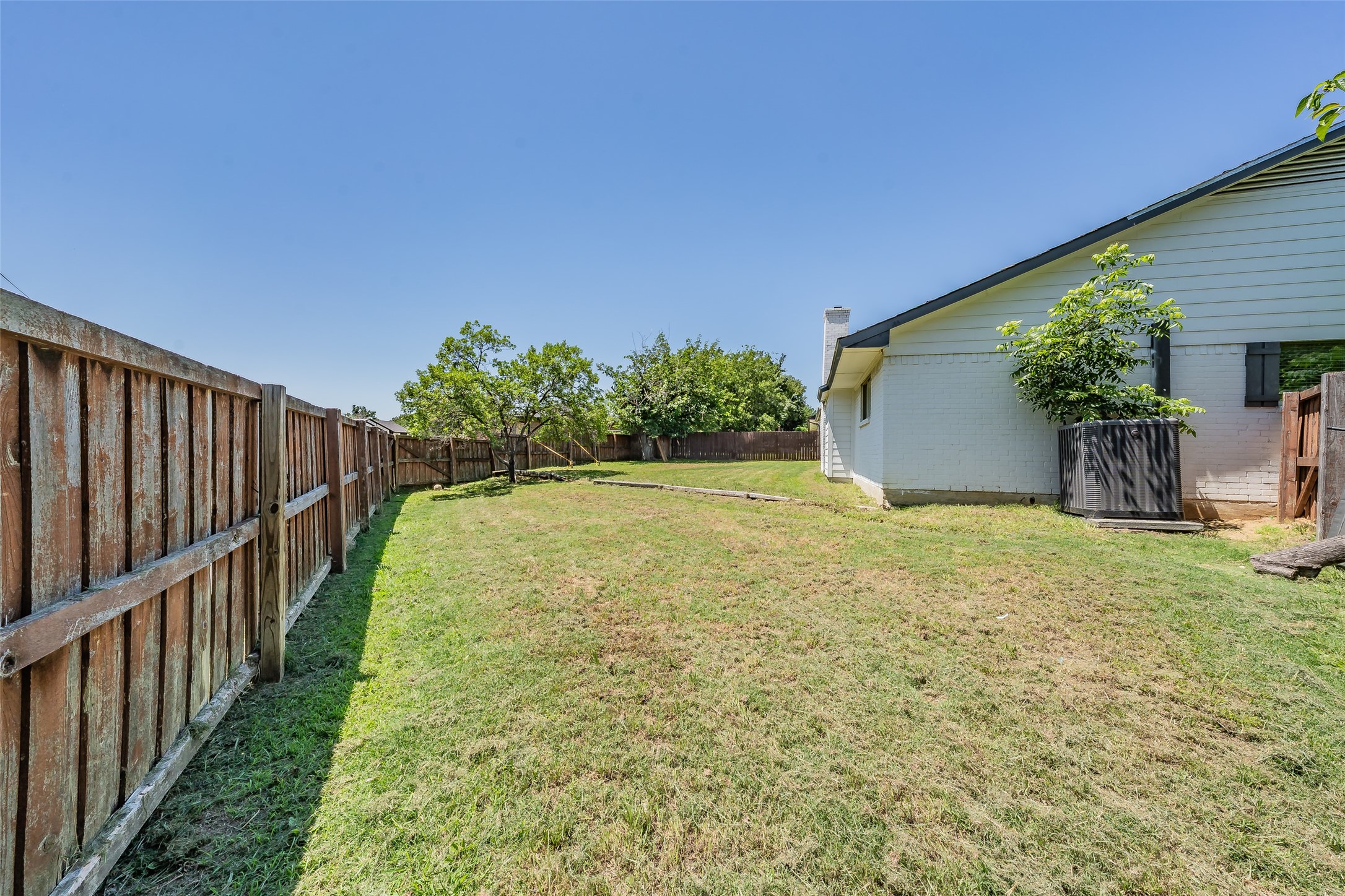 2034 Cedarwood Drive Carrollton TX 75007