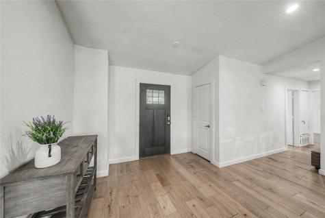 2034 Cedarwood Drive Carrollton TX 75007