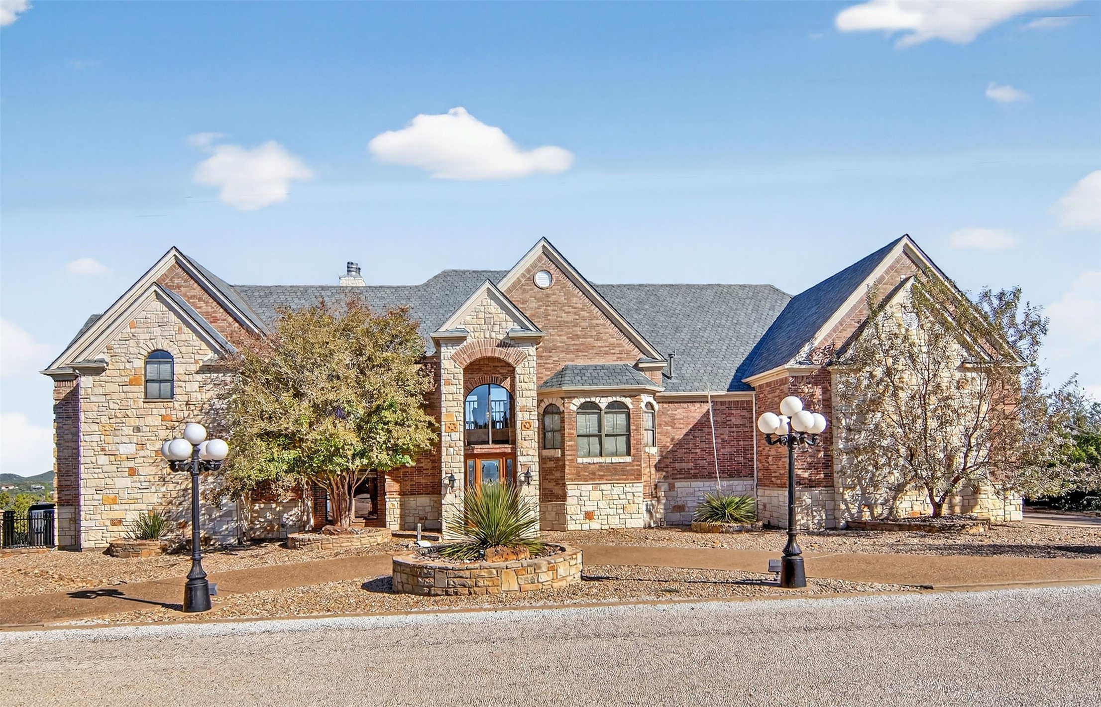 200 Oyster Bay Graford TX 76449