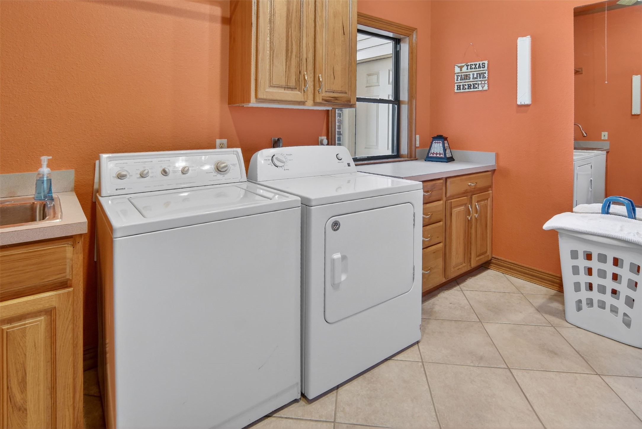 200 Oyster Bay Graford TX 76449