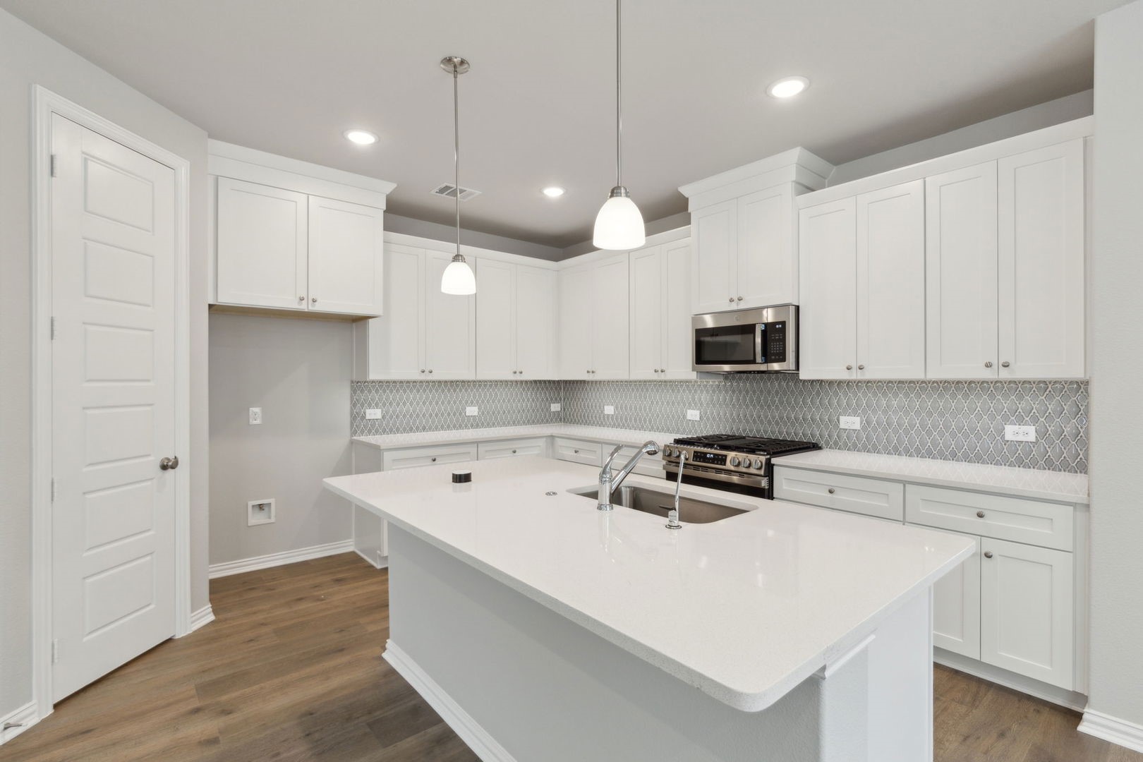 3834 Belleview Place Heartland TX 75114