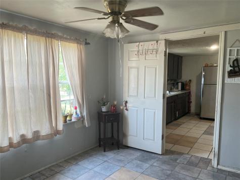 407 W Maple Street Celina TX 75009