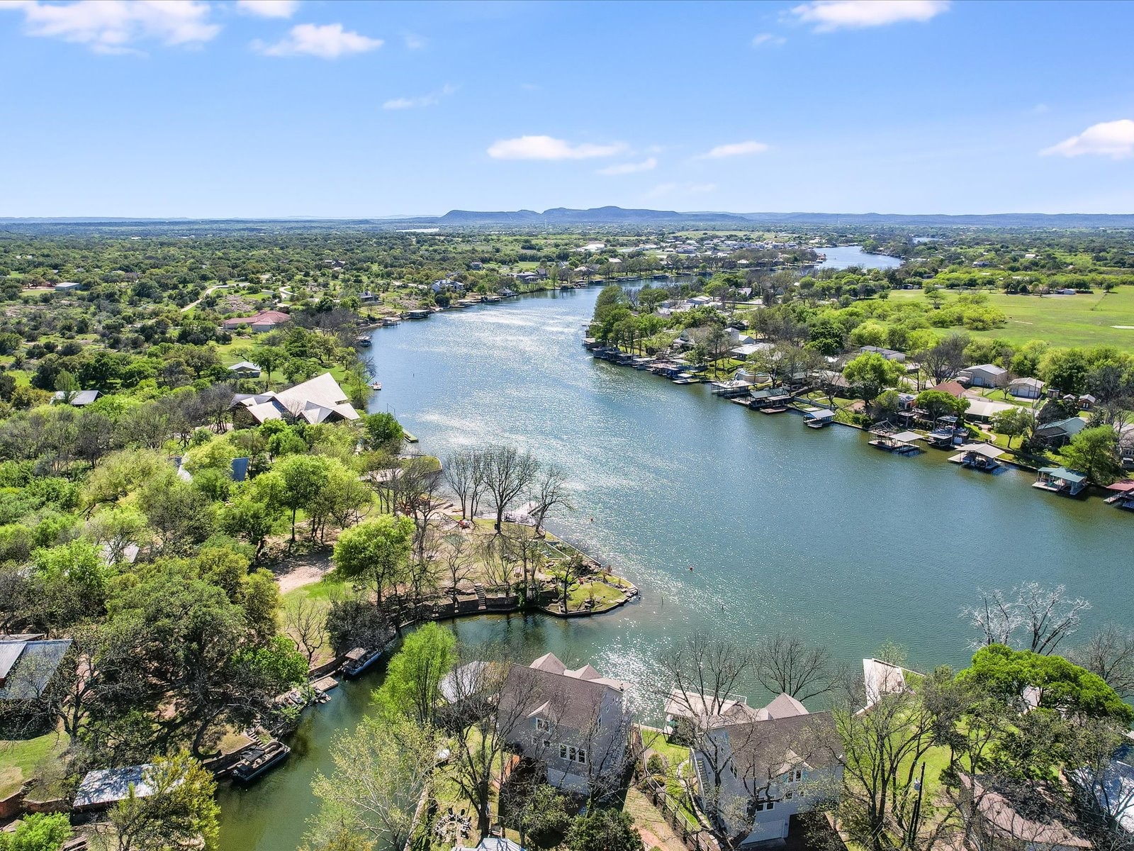 1332 S Lakeside Drive Burnet TX 78611