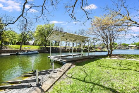 1332 S Lakeside Drive Burnet TX 78611