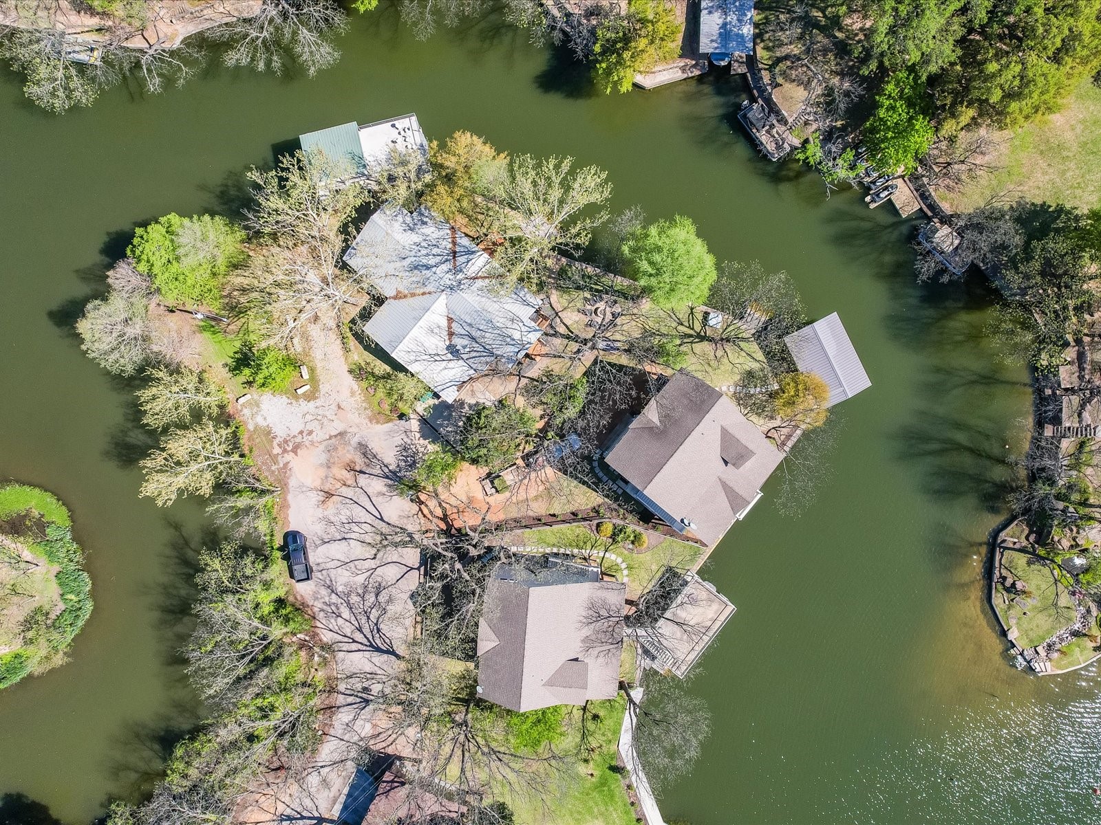 1332 S Lakeside Drive Burnet TX 78611