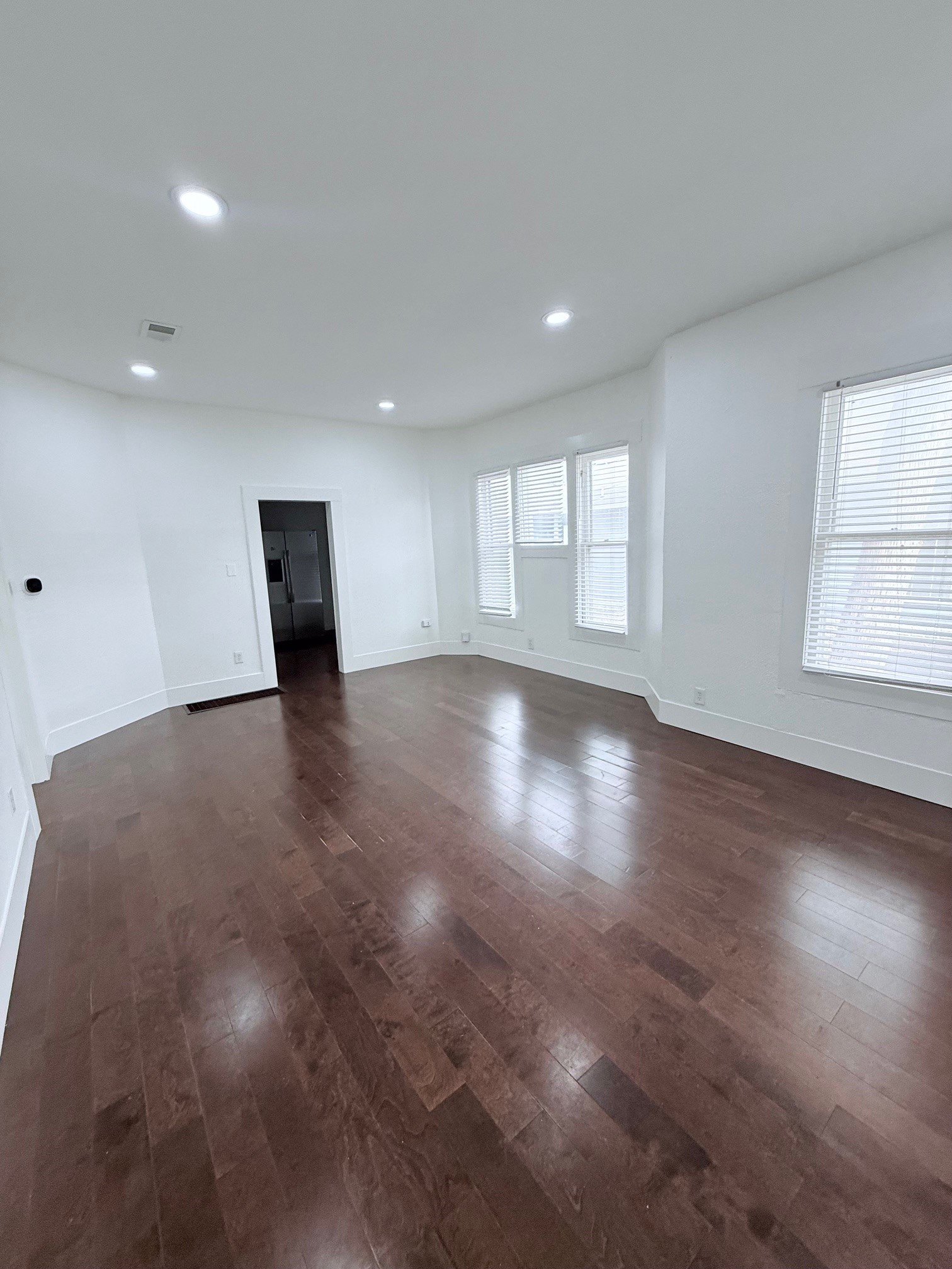 629 Melba Street Dallas TX 75208