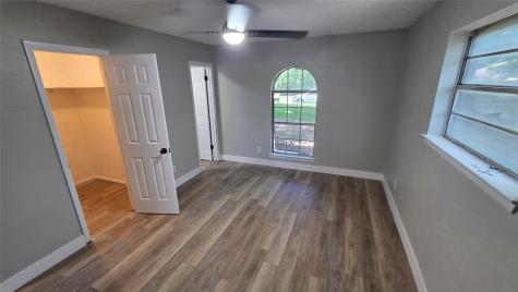713 N Spears Street Alvarado TX 76009