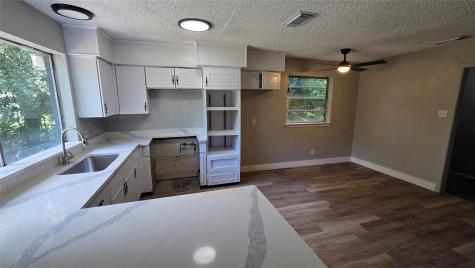 713 N Spears Street Alvarado TX 76009
