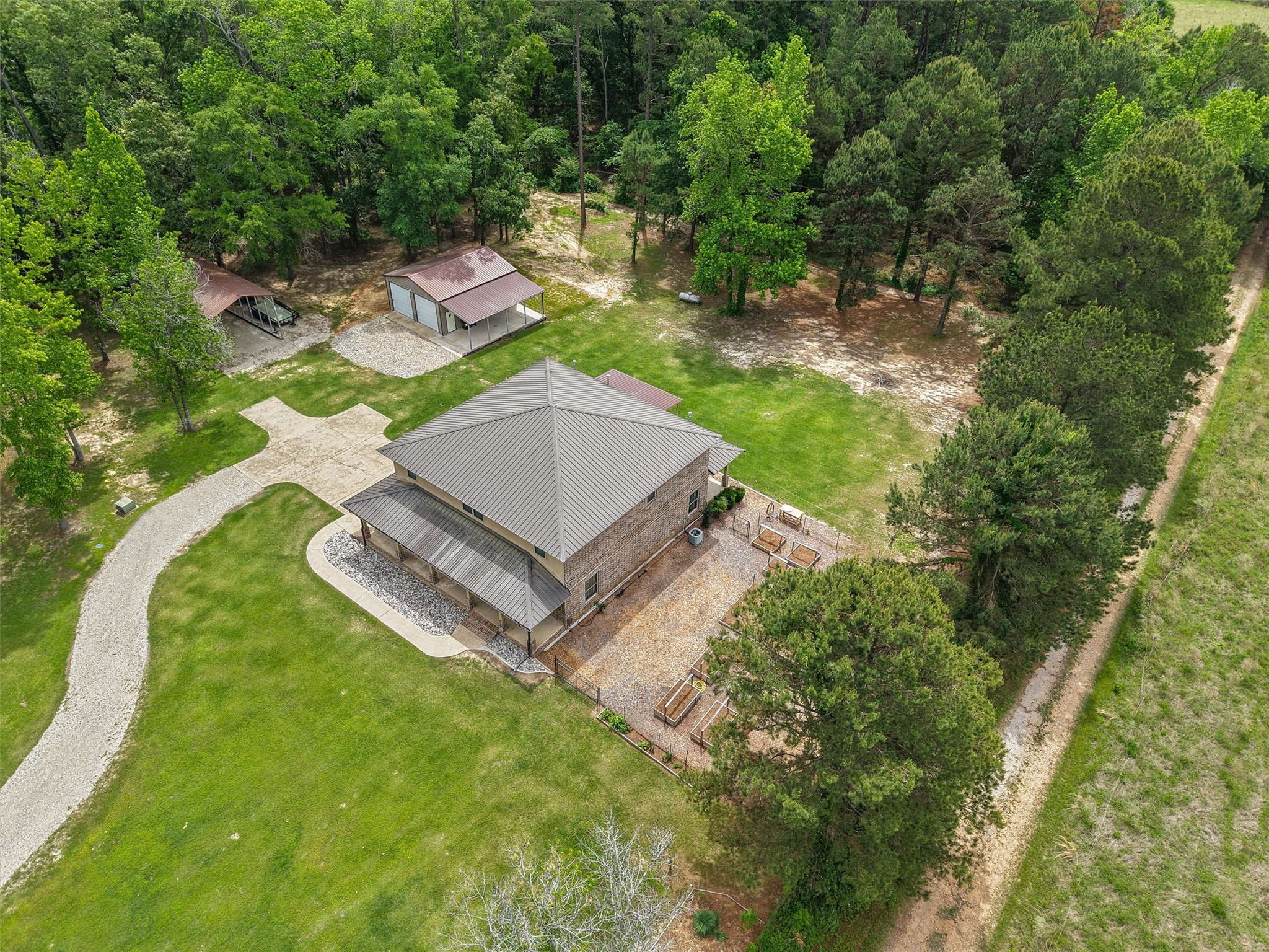 2976 Cr 217 E Henderson TX 75652