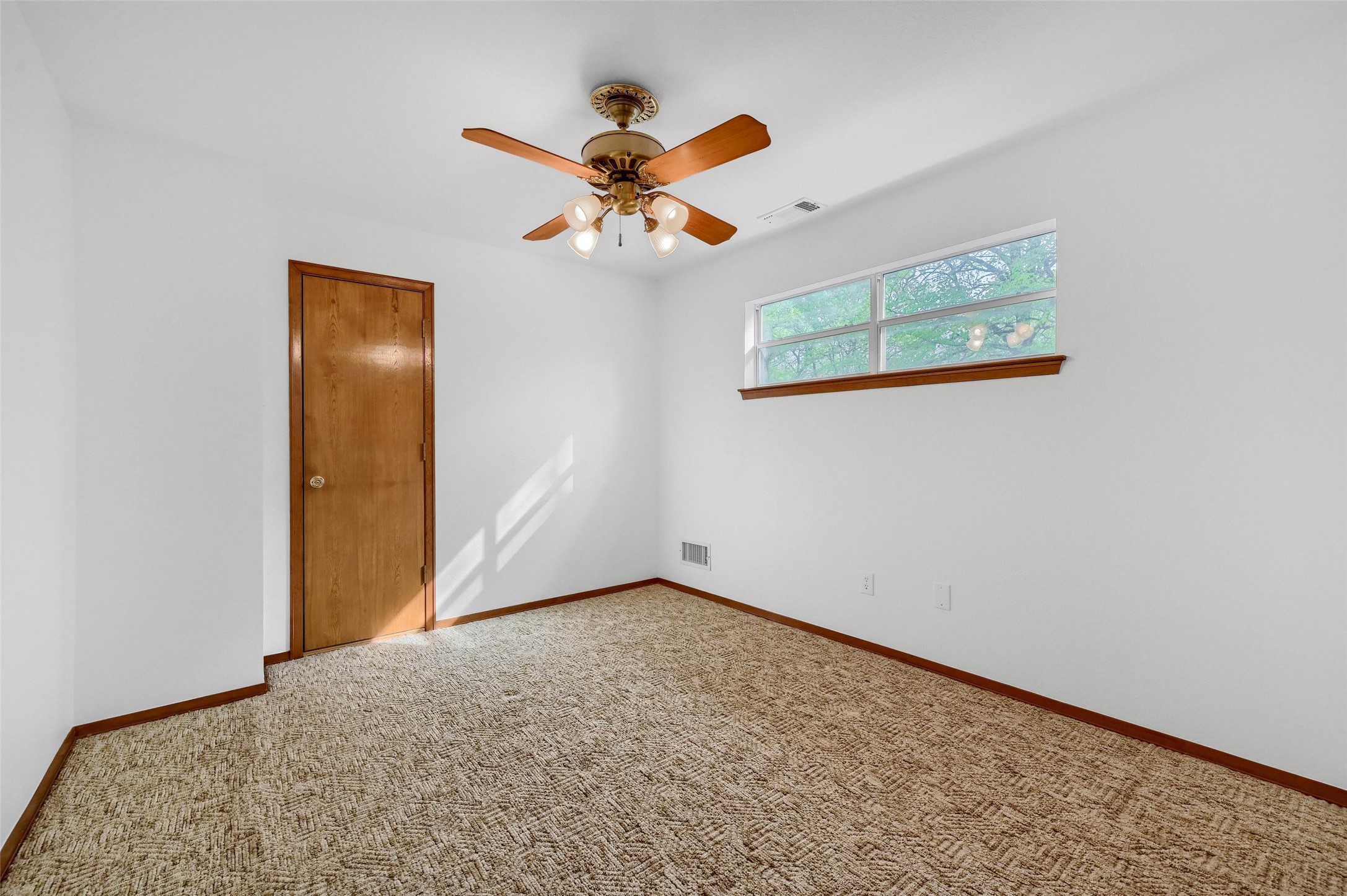 2 Harborview Circle Denison TX 75020