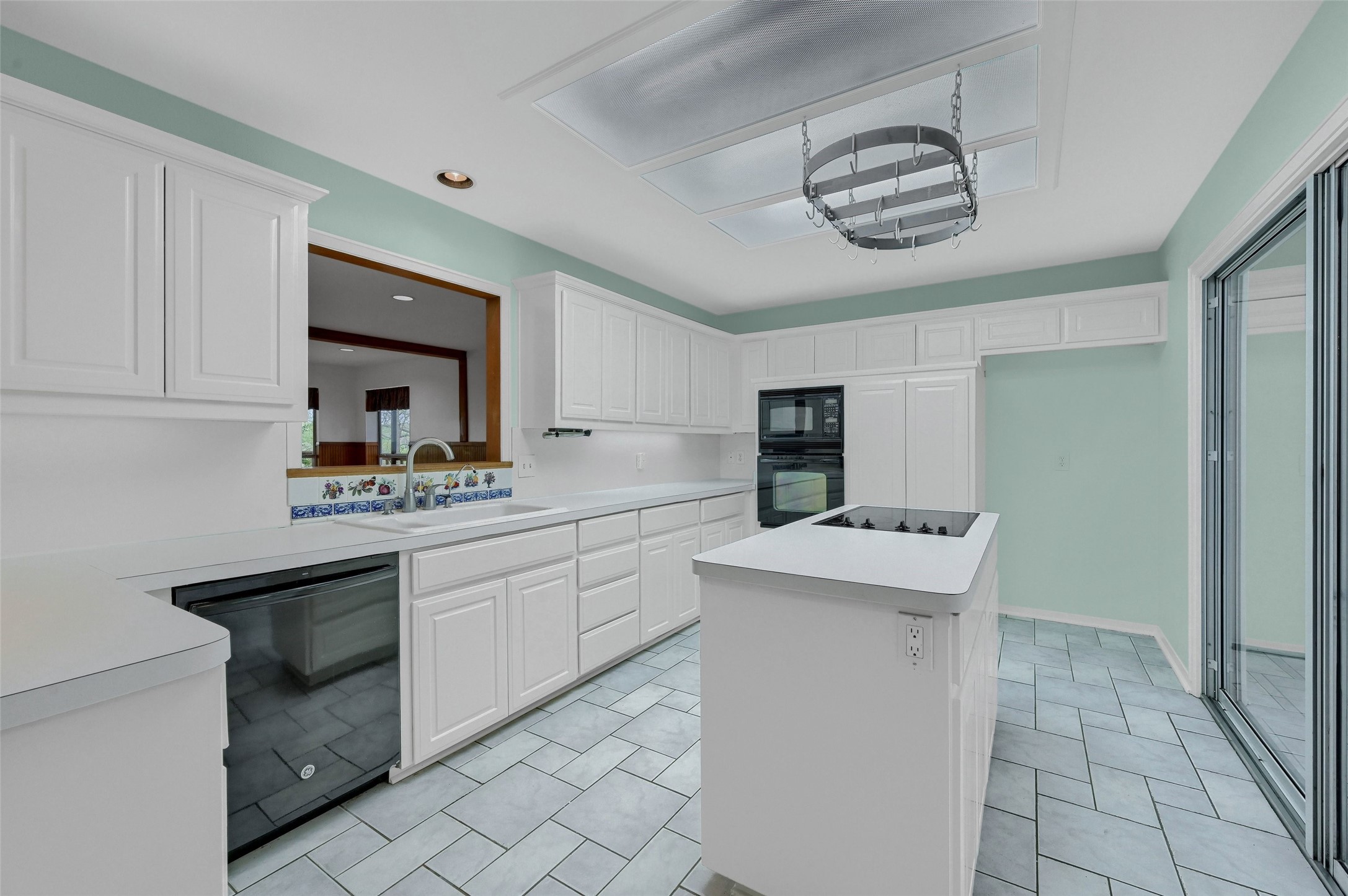 2 Harborview Circle Denison TX 75020