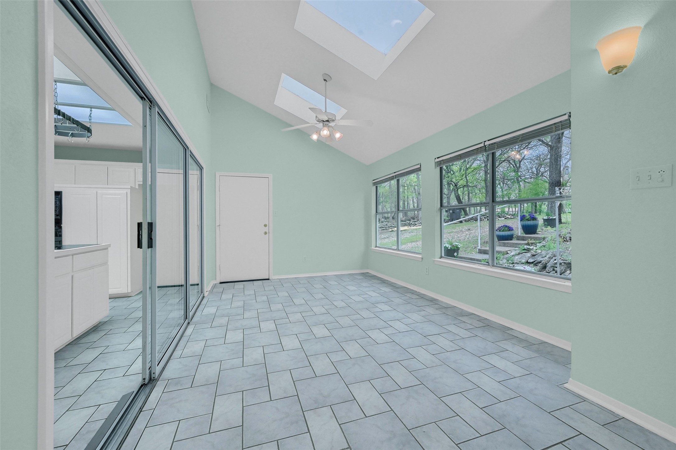 2 Harborview Circle Denison TX 75020