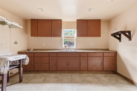 304 Brazos Groesbeck TX 76642