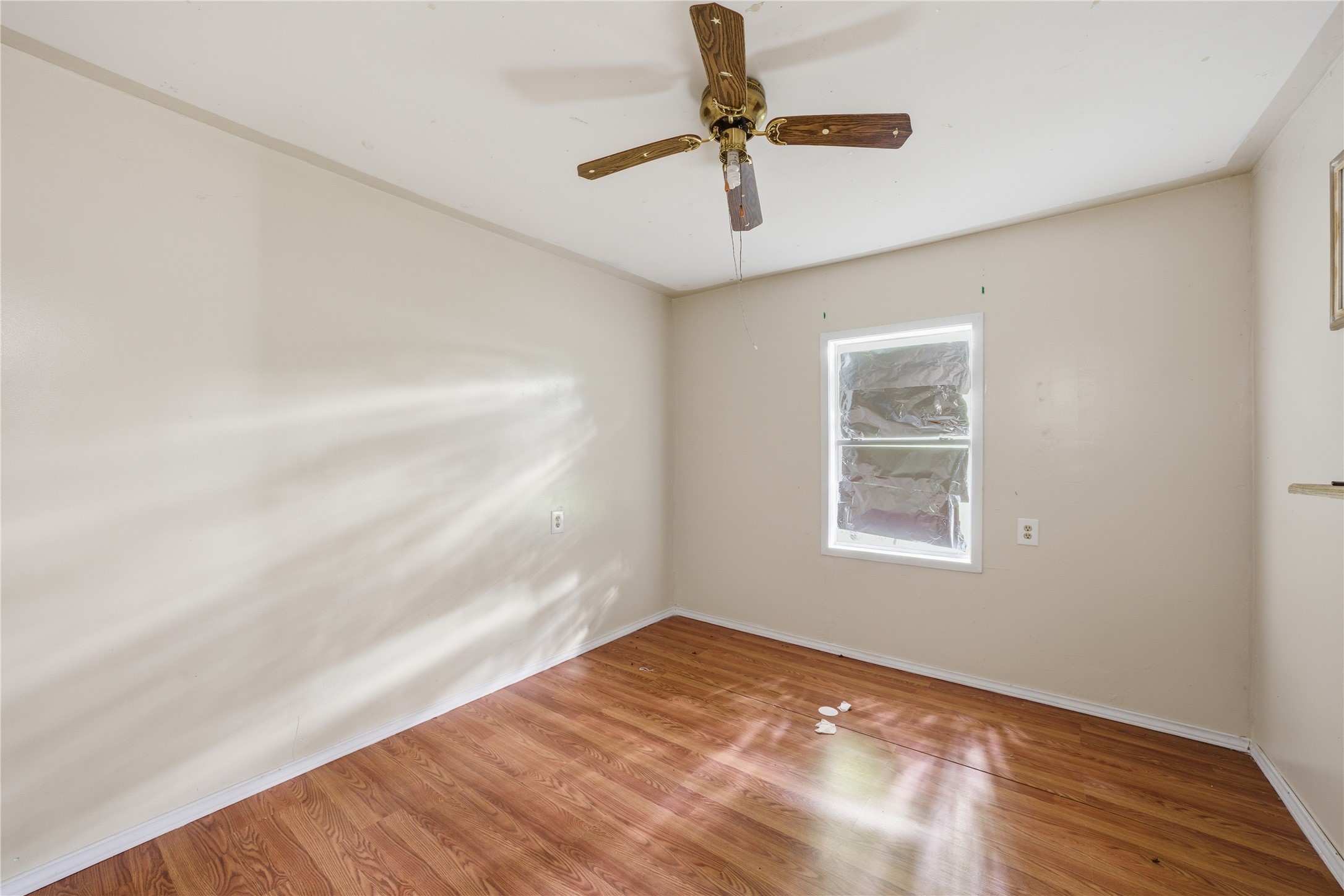 304 Brazos Groesbeck TX 76642