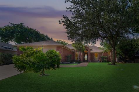 181 Cottonwood Lane Little Elm TX 75068