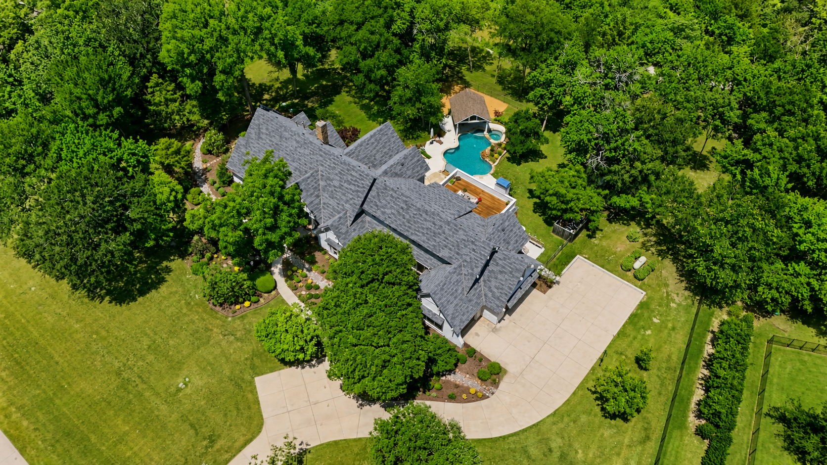 1860 Mary Lee Lane Lucas TX 75002