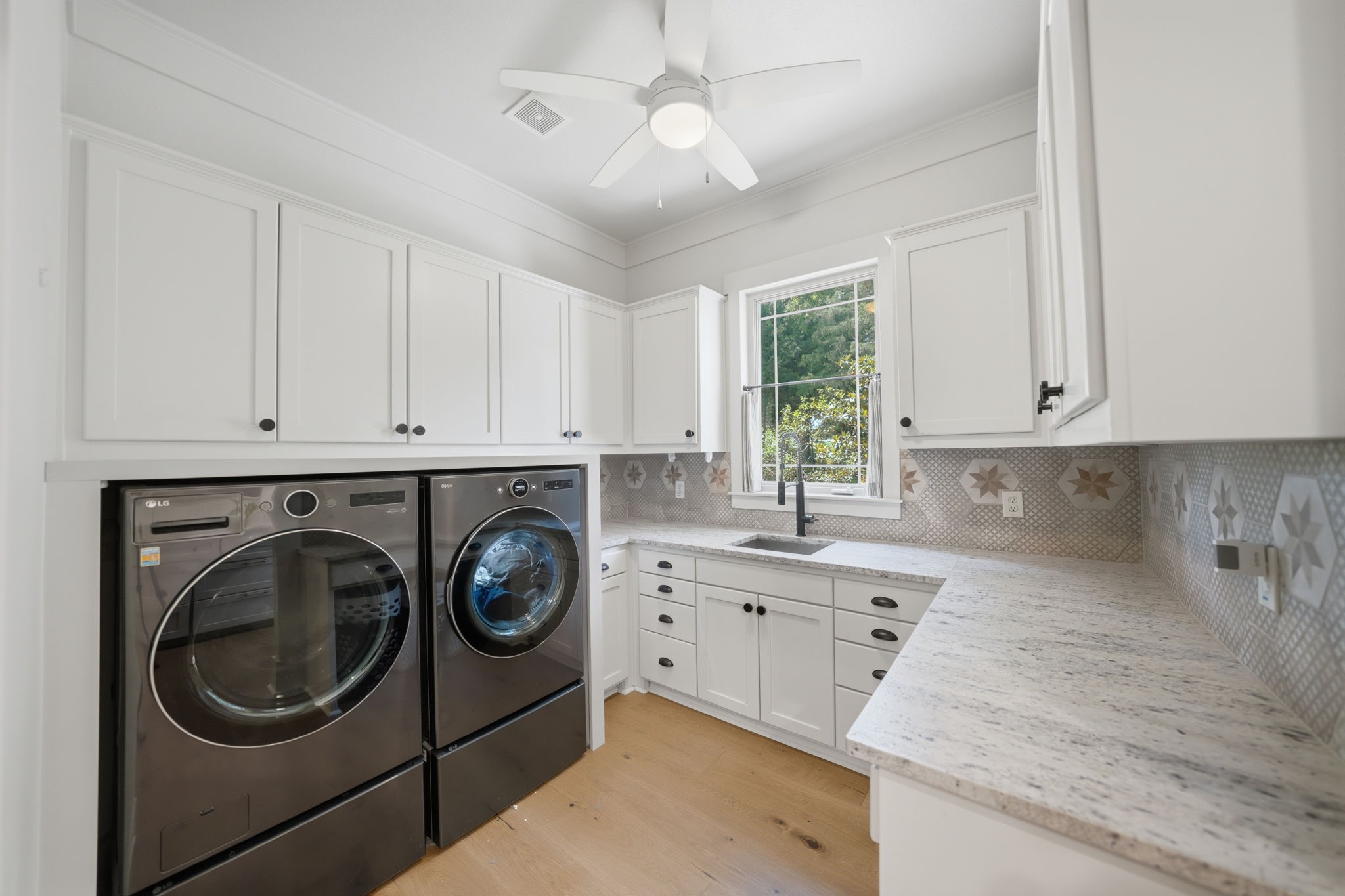 1860 Mary Lee Lane Lucas TX 75002