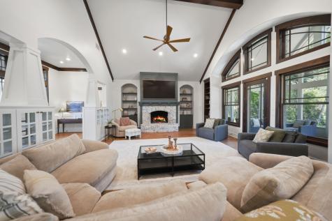 1860 Mary Lee Lane Lucas TX 75002