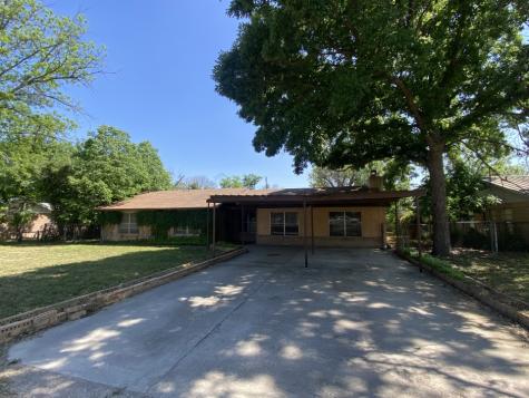 205 Mesquite Street Junction TX 76849