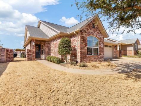3305 Crystal Clear Court Granbury TX 76049