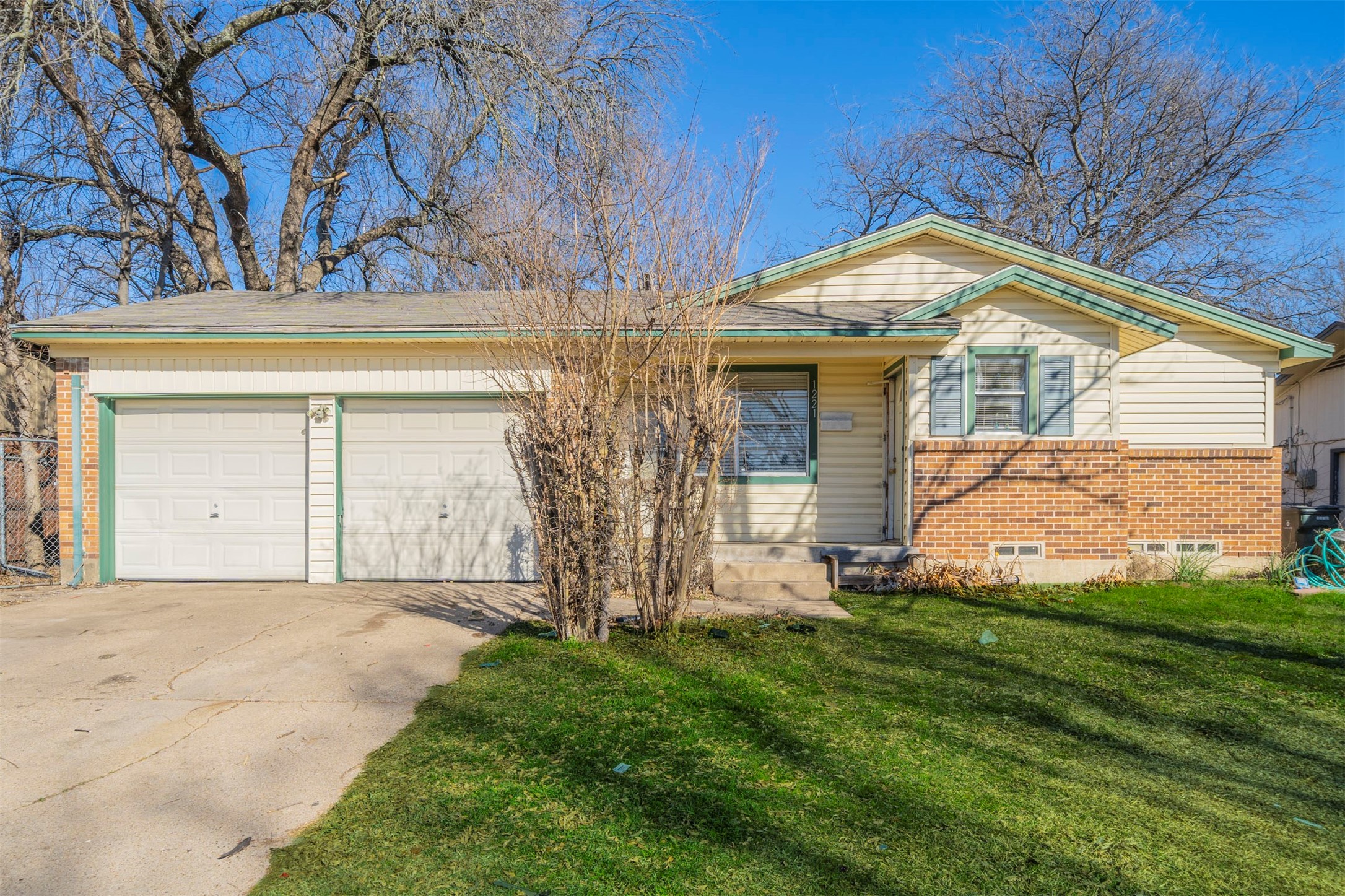 1221 Ravina Drive Garland TX 75041