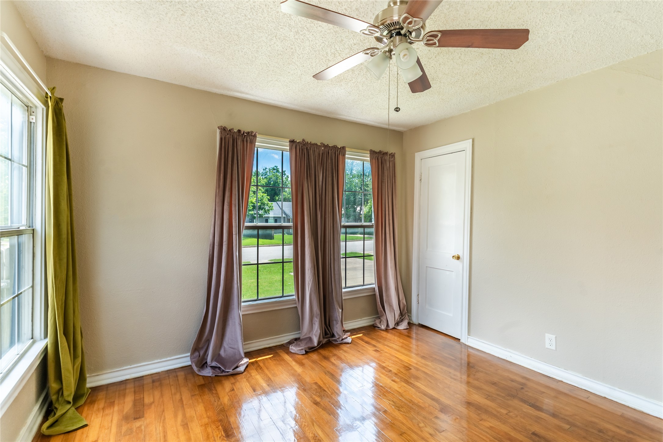 4212 Geddes Avenue Fort Worth TX 76107
