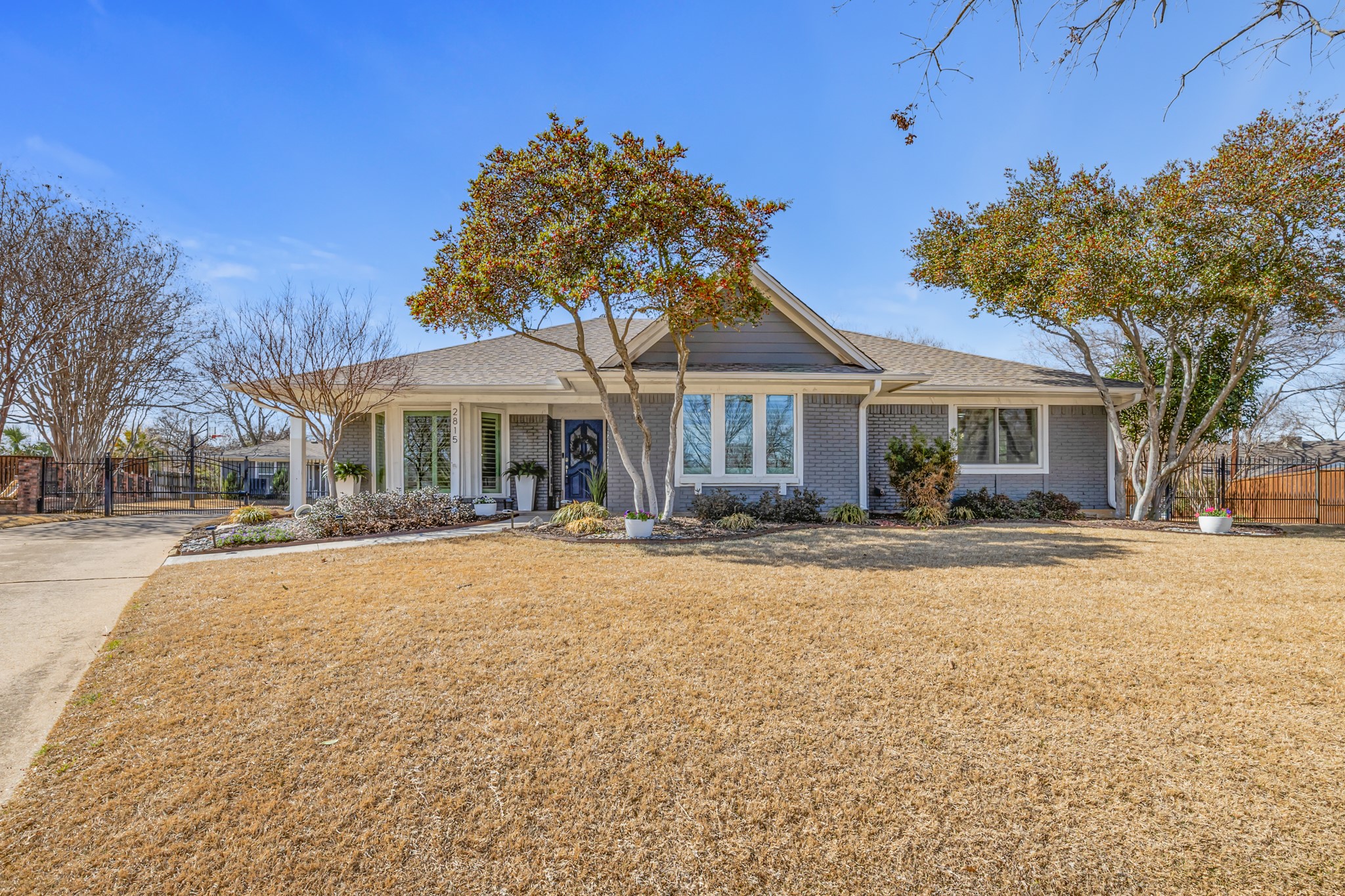 2815 East Court Grapevine TX 76051