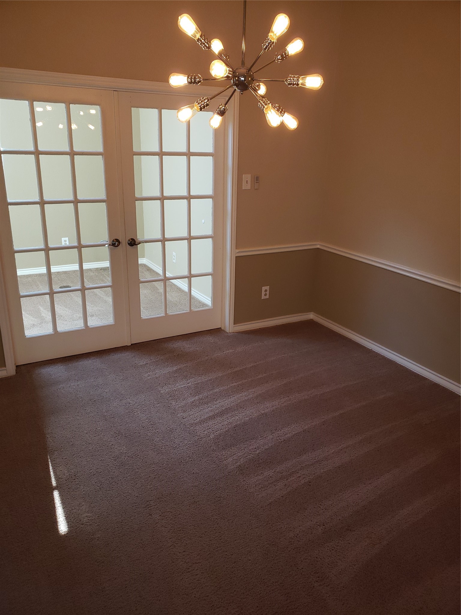 1307 Boardwalk Street Arlington TX 76011