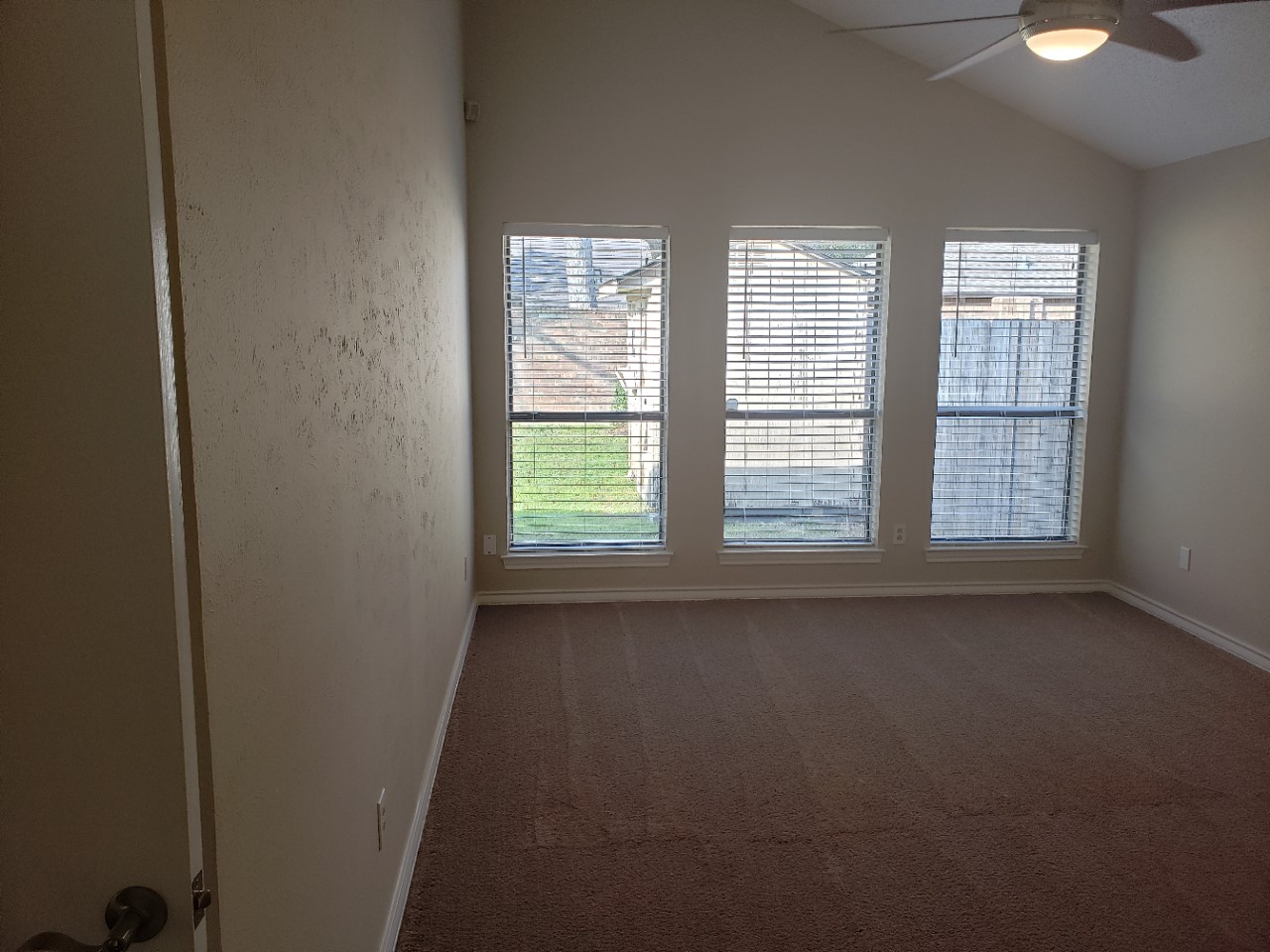 1307 Boardwalk Street Arlington TX 76011