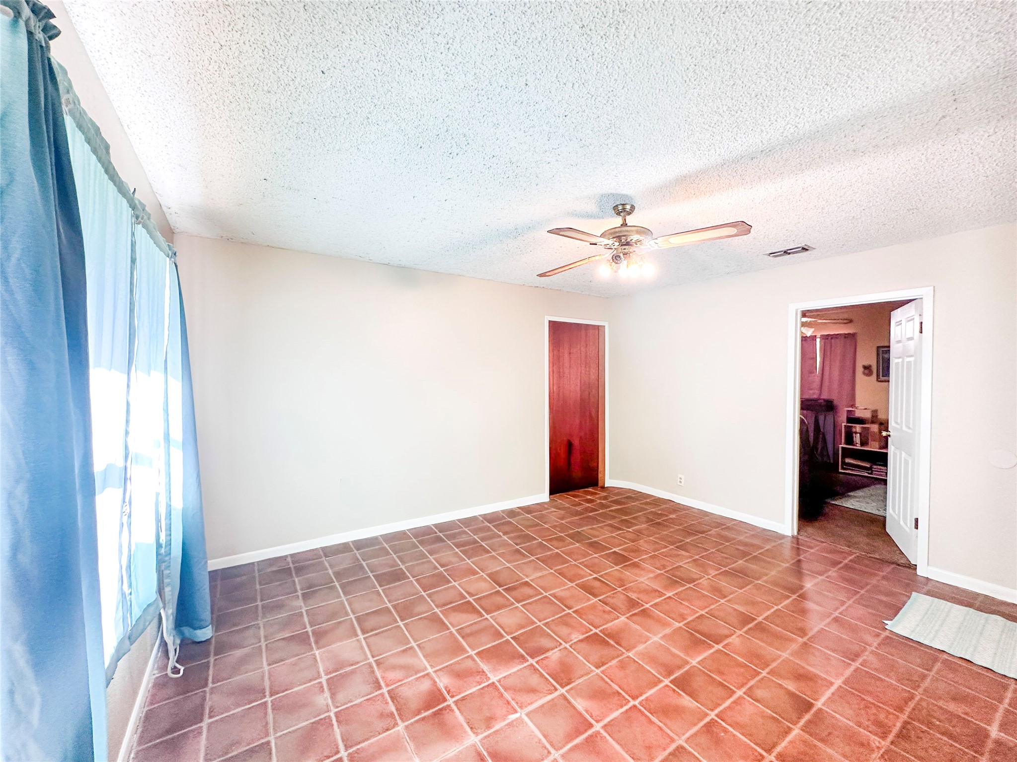22847 Fm 2215 Frankston TX 75763