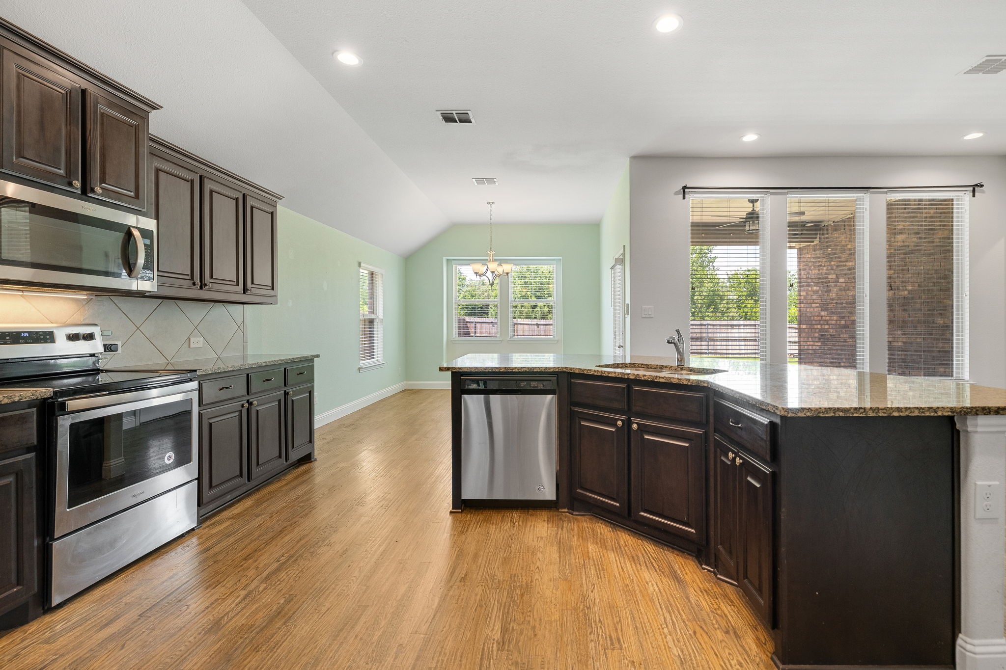 216 Ovaletta Drive Justin TX 76247