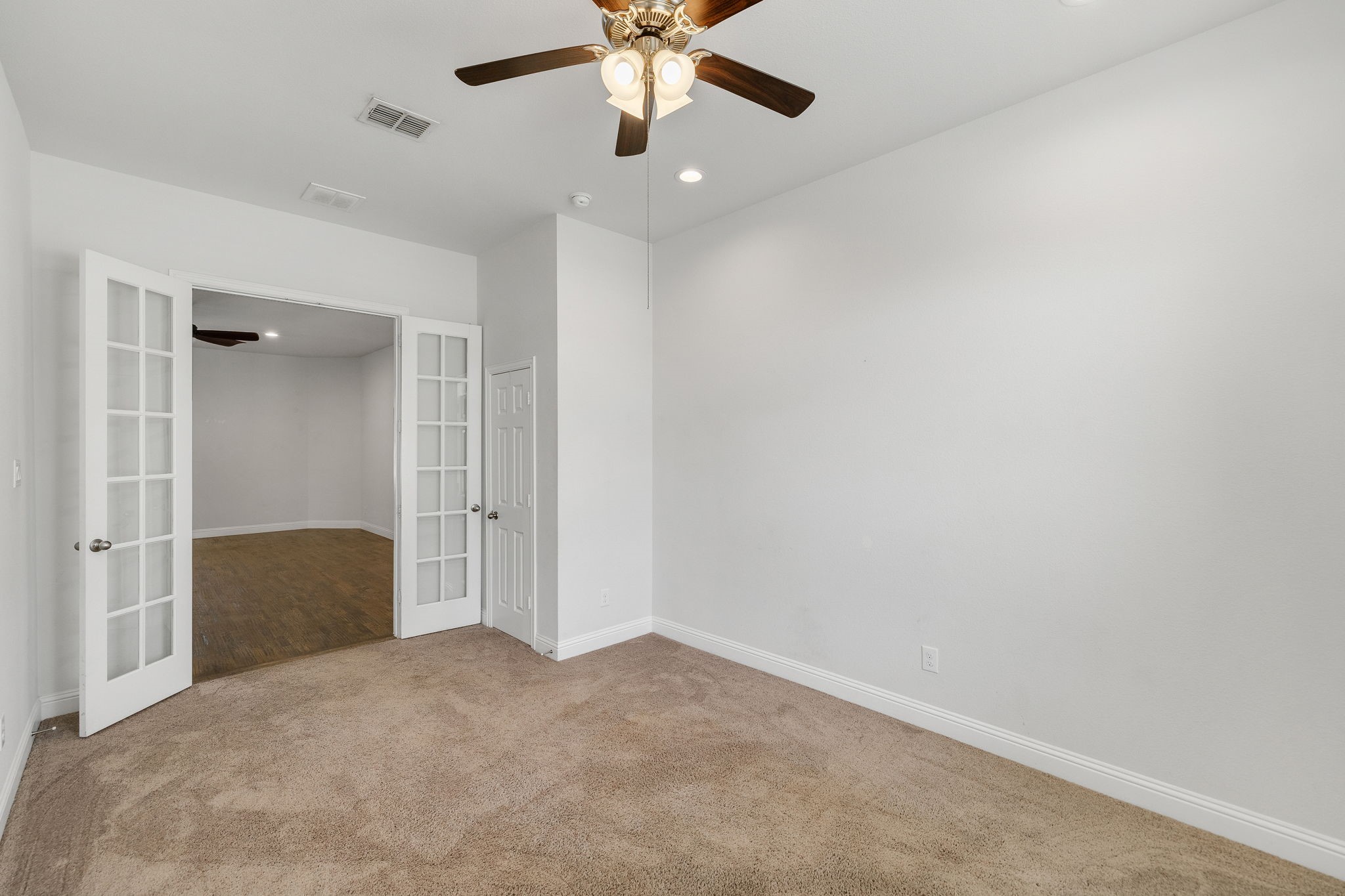 216 Ovaletta Drive Justin TX 76247