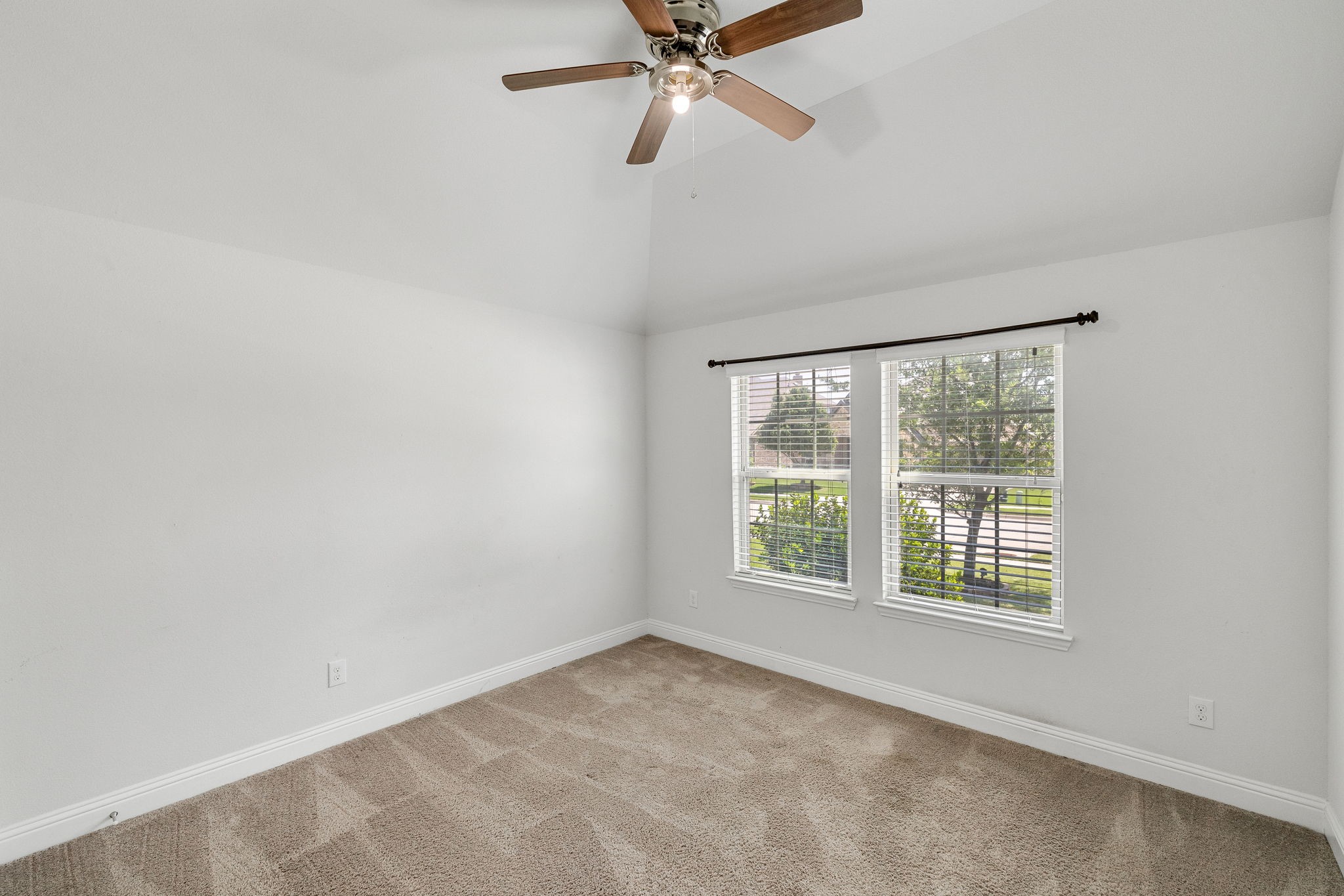 216 Ovaletta Drive Justin TX 76247