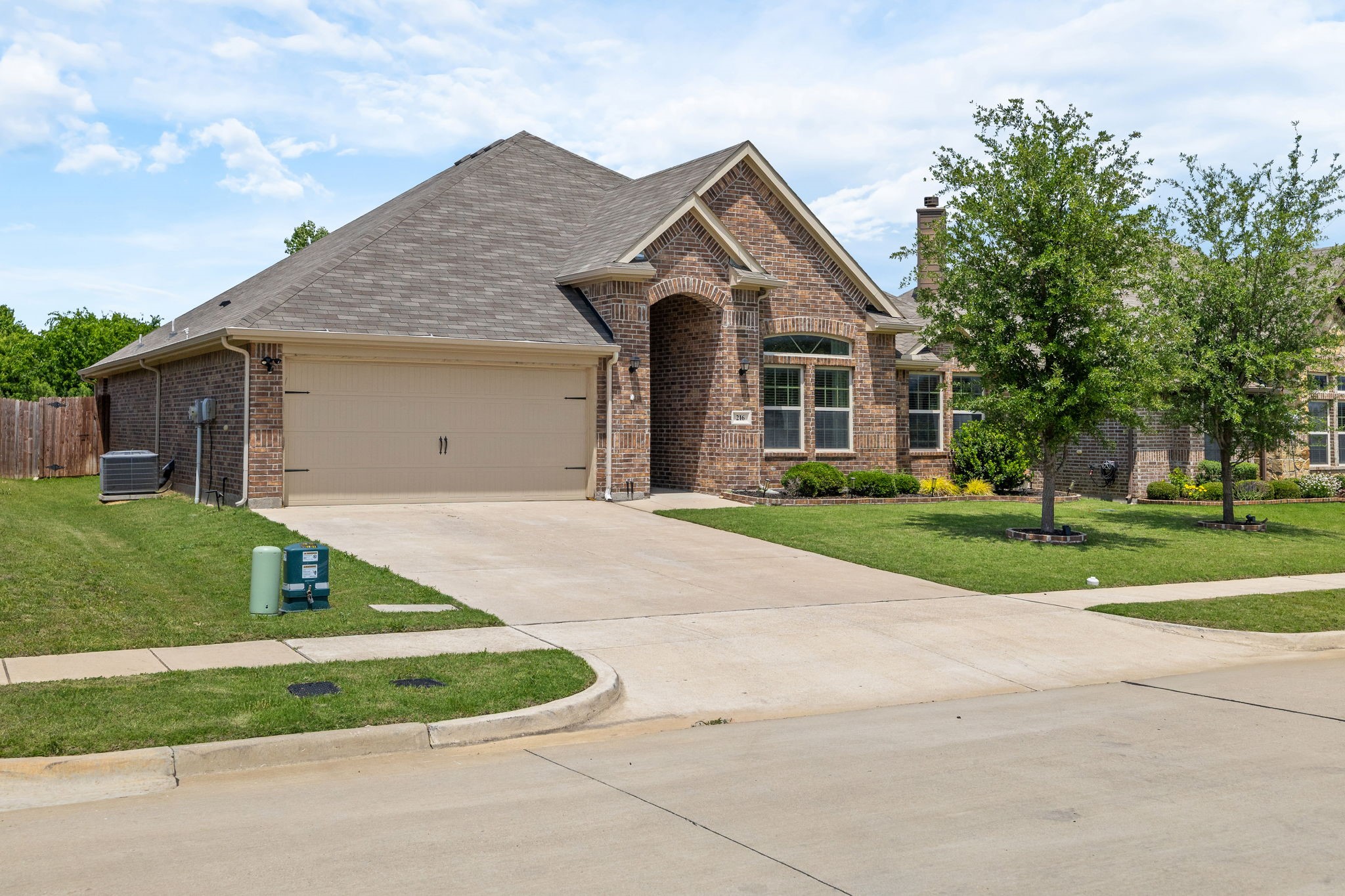 216 Ovaletta Drive Justin TX 76247