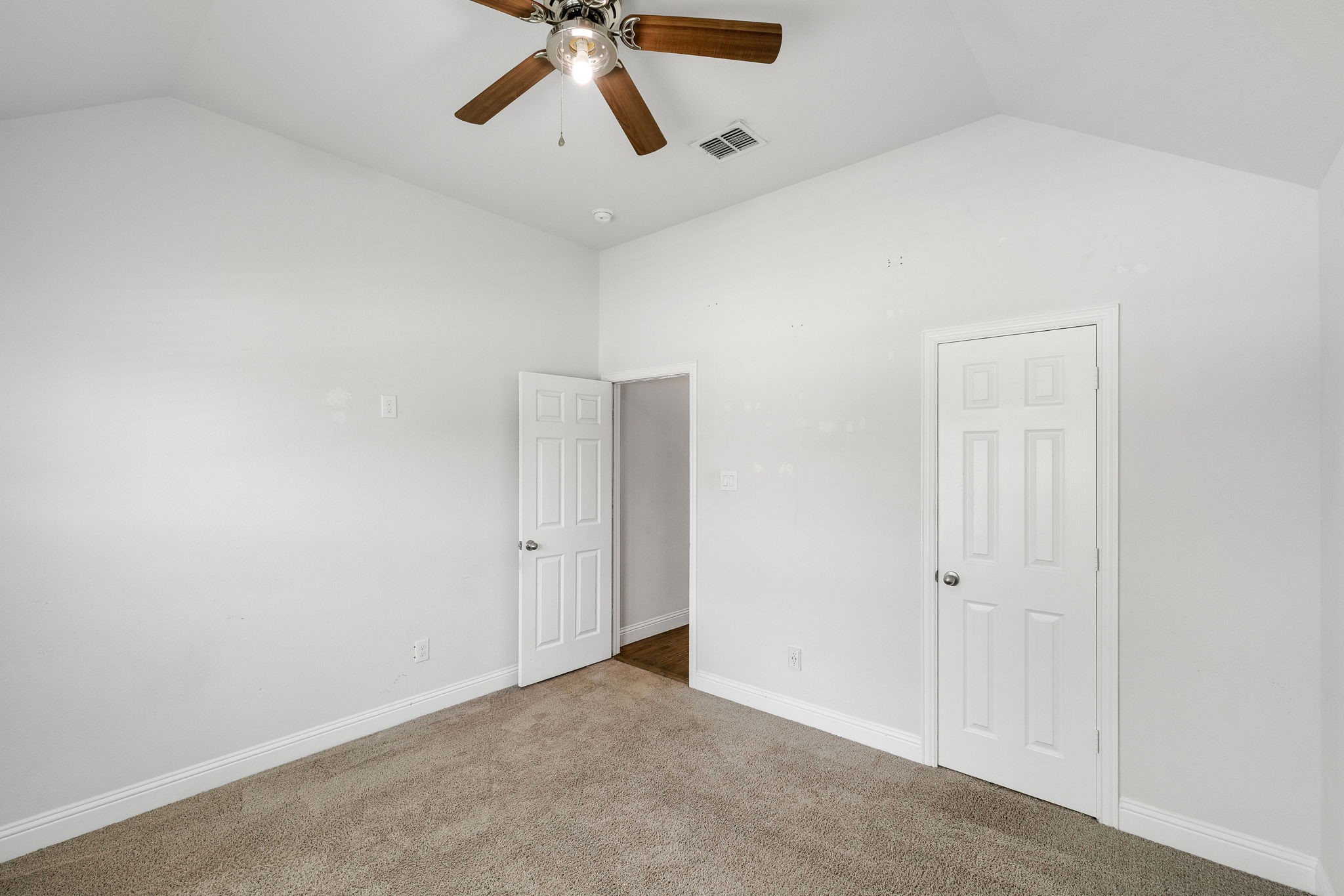 216 Ovaletta Drive Justin TX 76247