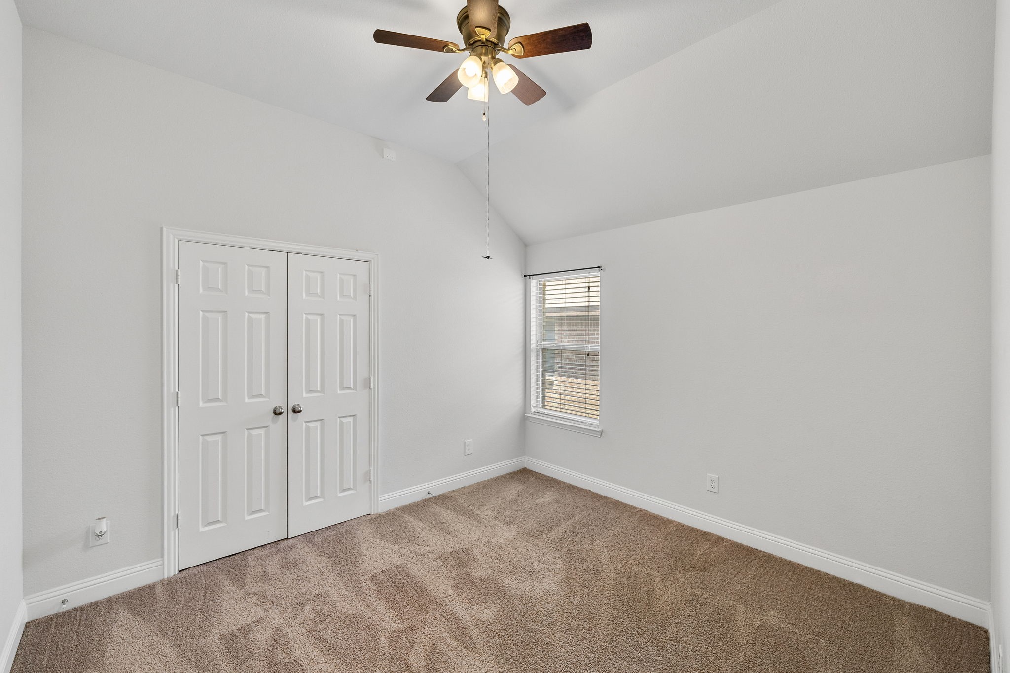 216 Ovaletta Drive Justin TX 76247