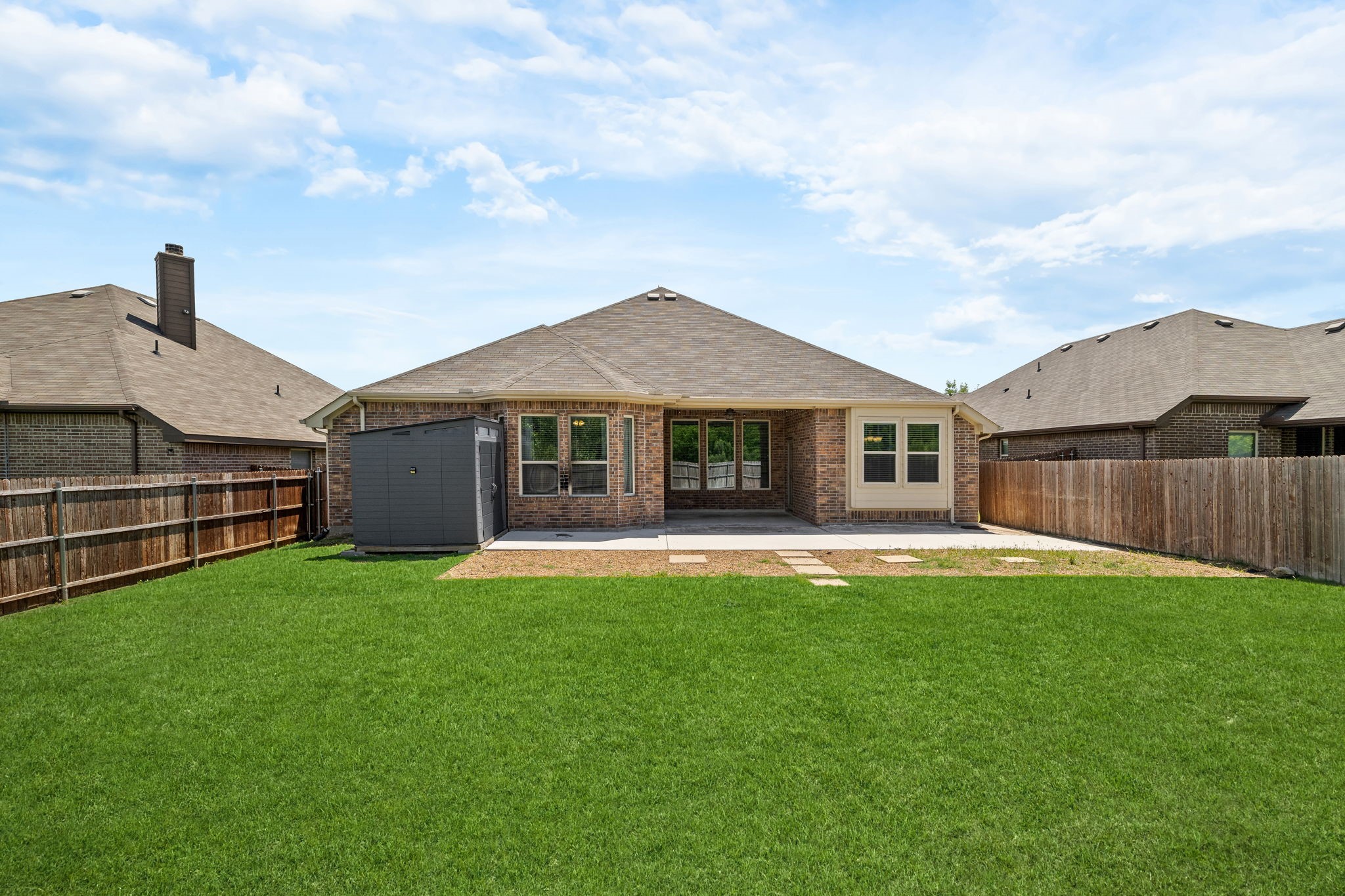216 Ovaletta Drive Justin TX 76247