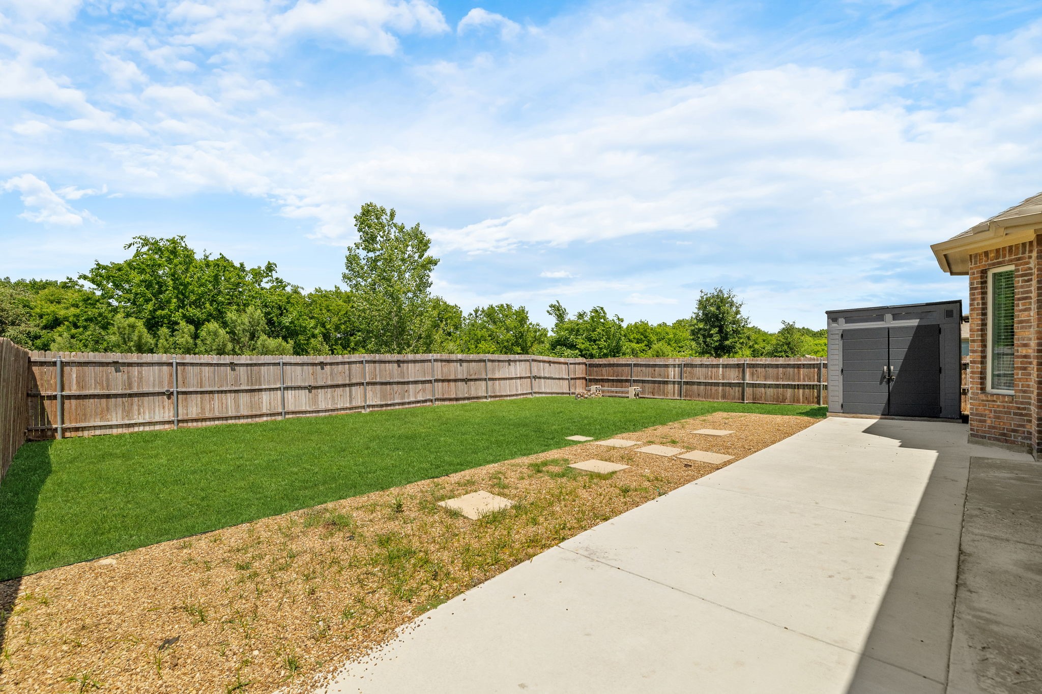 216 Ovaletta Drive Justin TX 76247