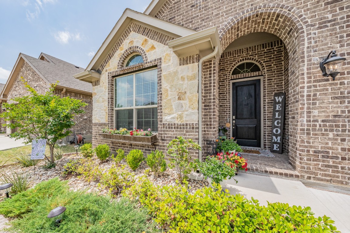 257 Mineral Point Drive Aledo TX 76008