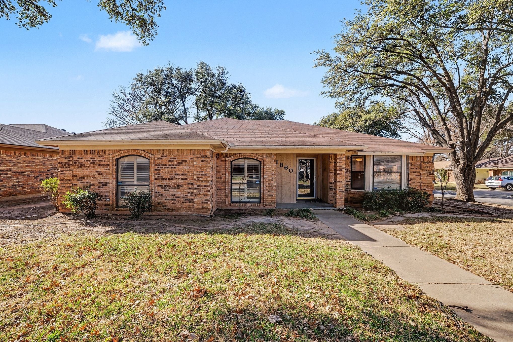 1860 Larkspur Drive Arlington TX 76013