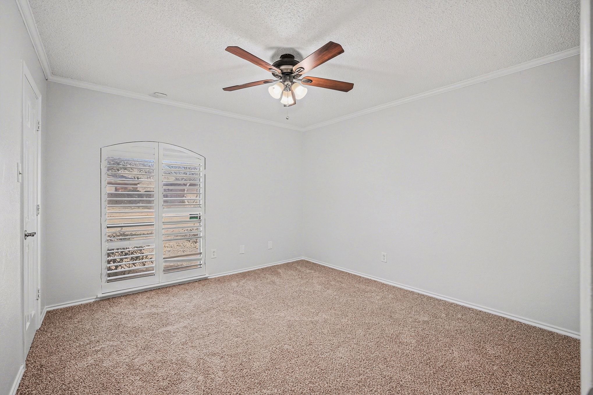 1860 Larkspur Drive Arlington TX 76013