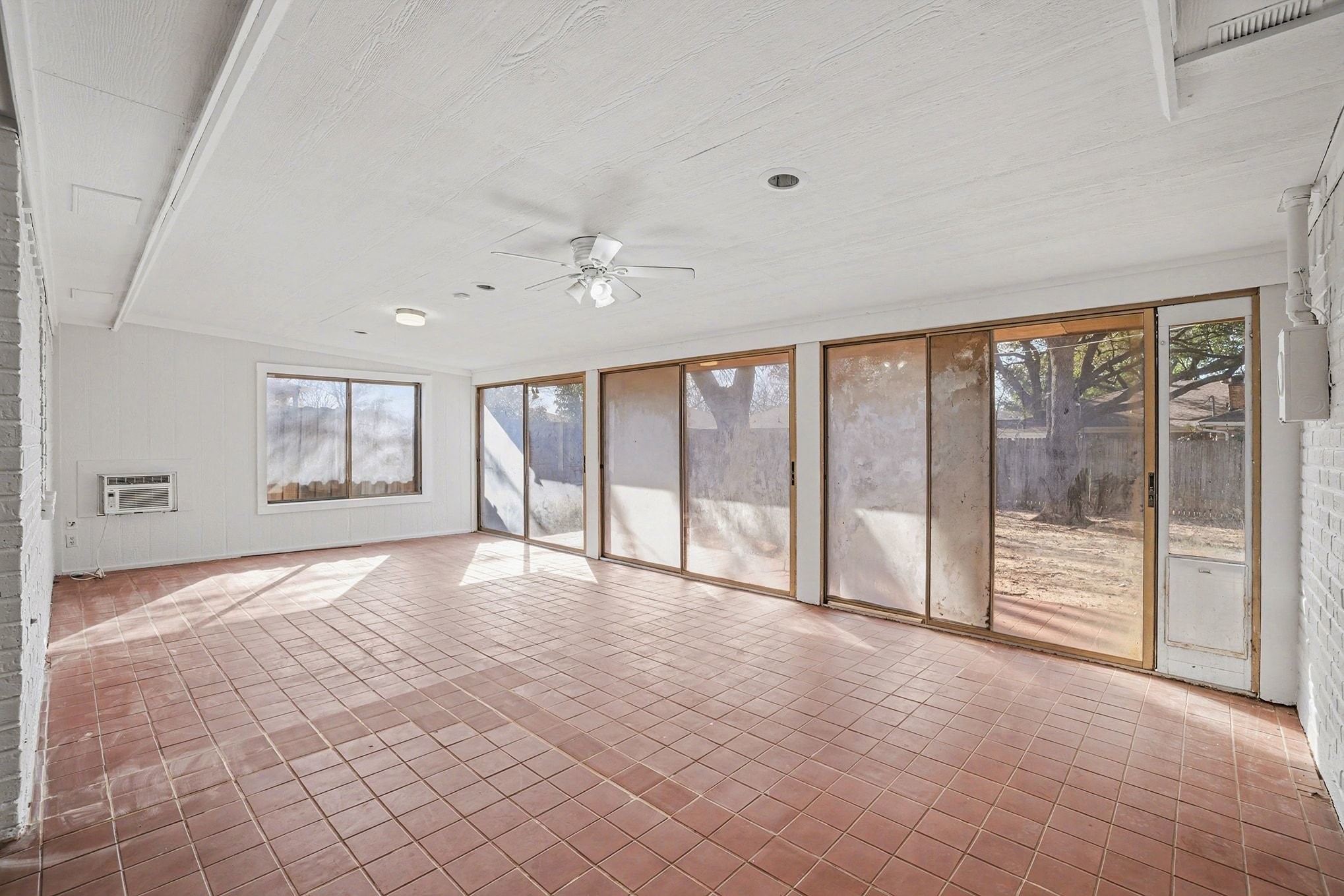 1860 Larkspur Drive Arlington TX 76013