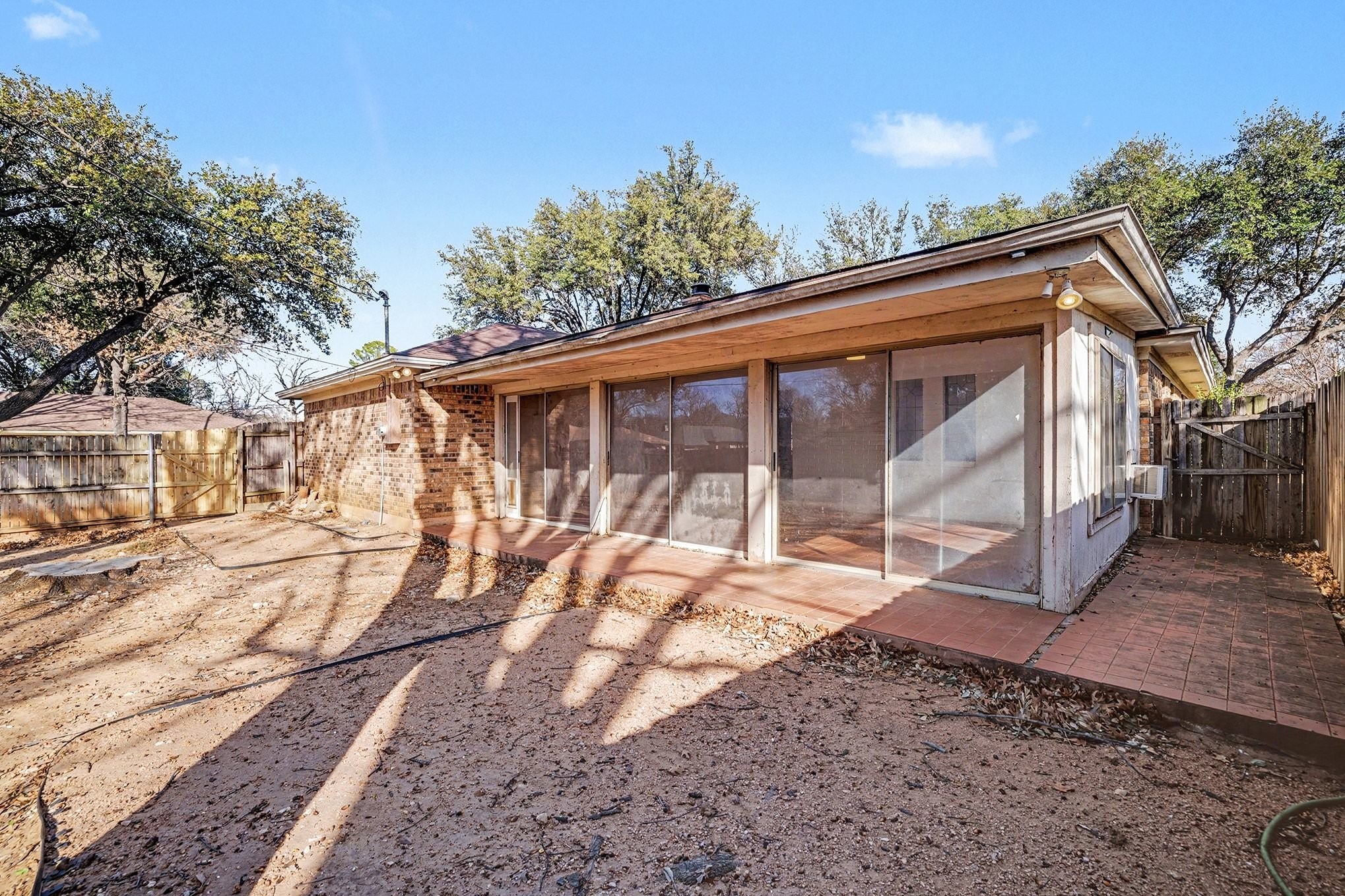 1860 Larkspur Drive Arlington TX 76013