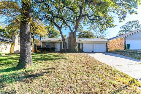 4815 Crestmont Court Arlington TX 76017