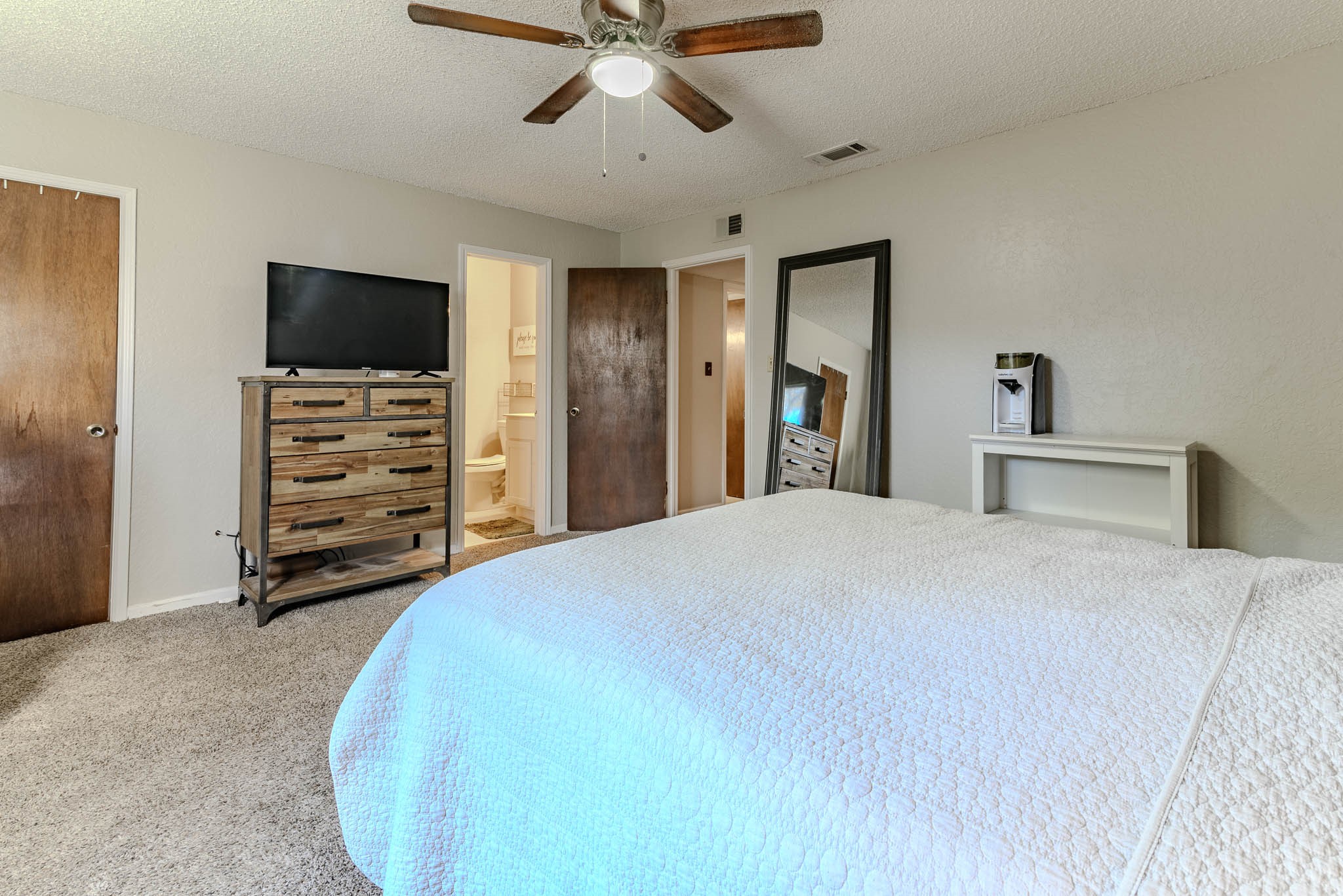 4815 Crestmont Court Arlington TX 76017