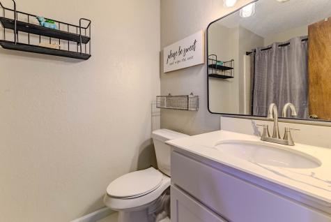 4815 Crestmont Court Arlington TX 76017