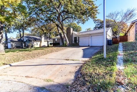 4815 Crestmont Court Arlington TX 76017