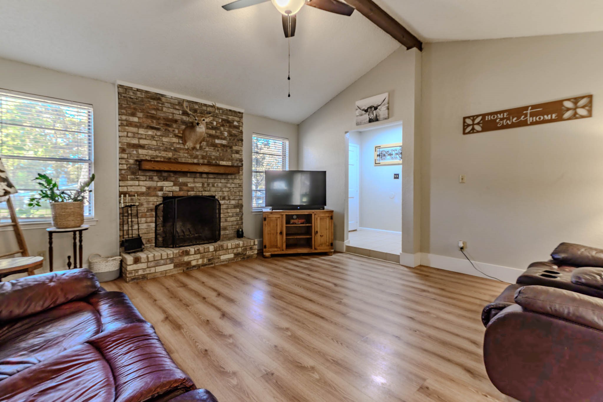 4815 Crestmont Court Arlington TX 76017