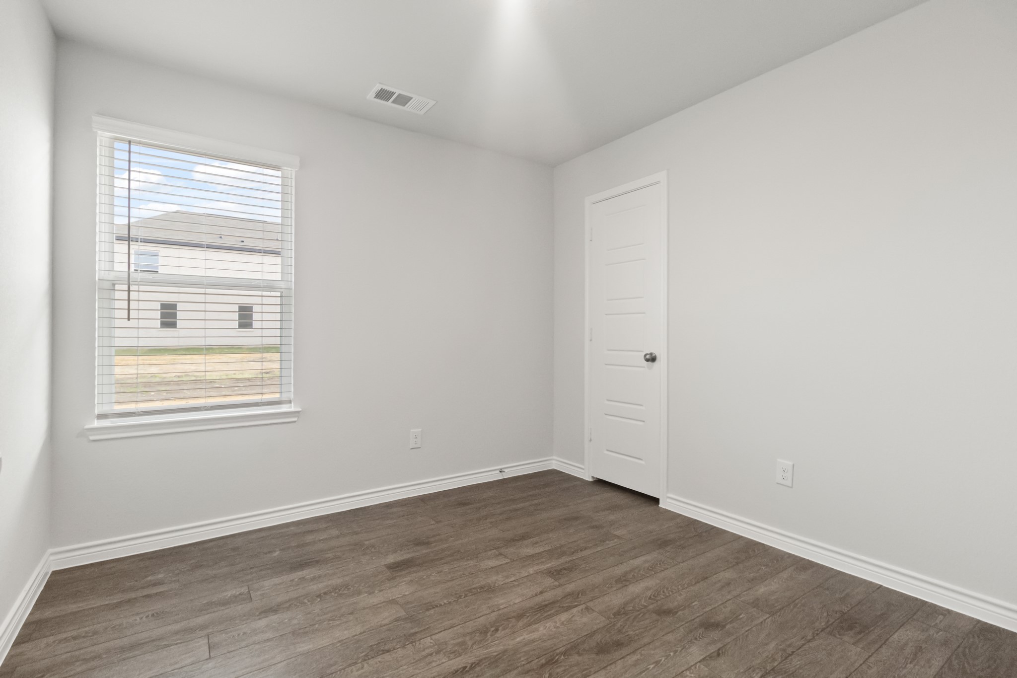 1609 Romans Road Ennis TX 75119