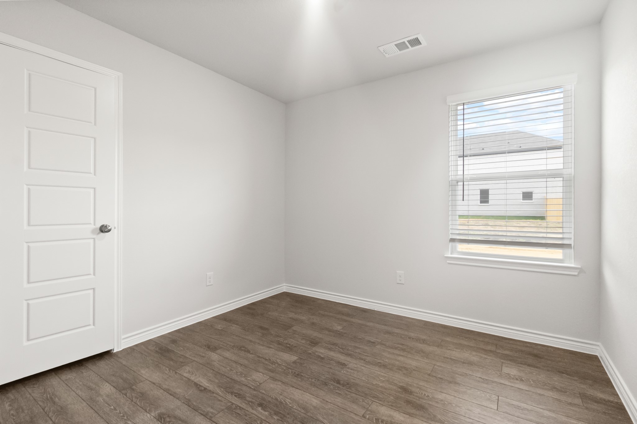 1609 Romans Road Ennis TX 75119